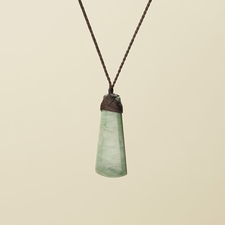 Medium Inanga Pounamu Toki