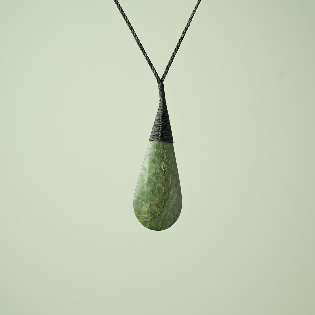 Large Kawakawa Roimata Teardrop Pendant
