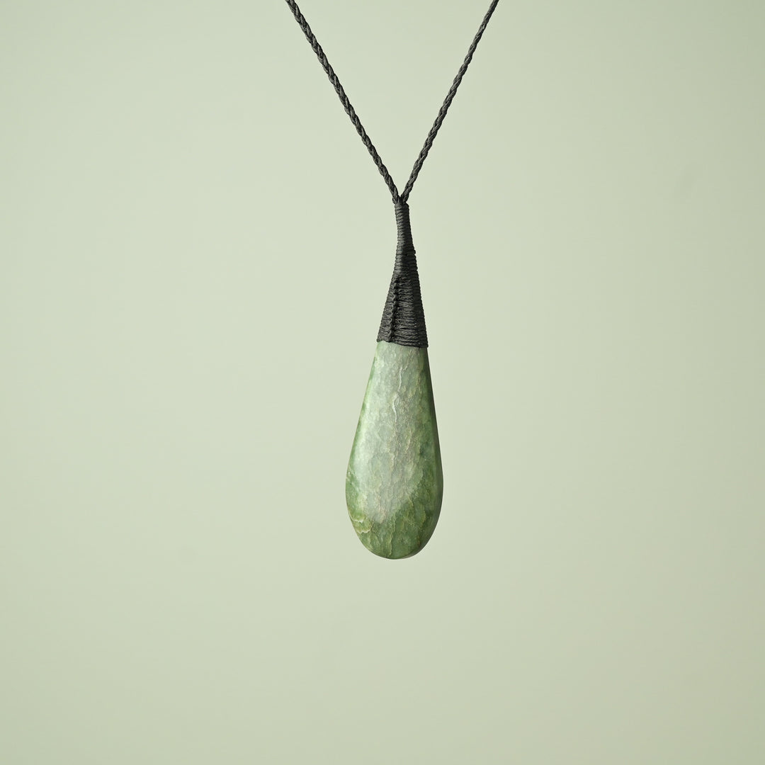 Large Kawakawa Roimata Teardrop Pendant