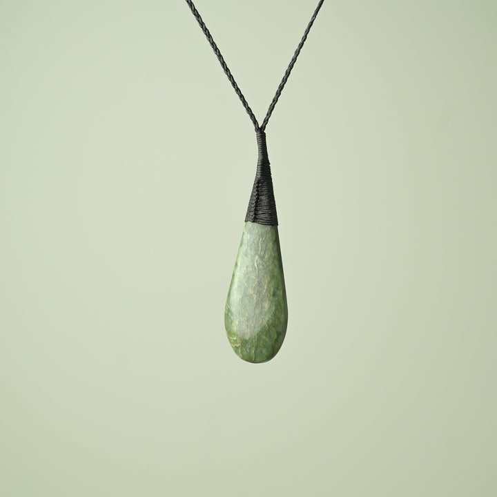 Large Kawakawa Roimata Teardrop Pendant
