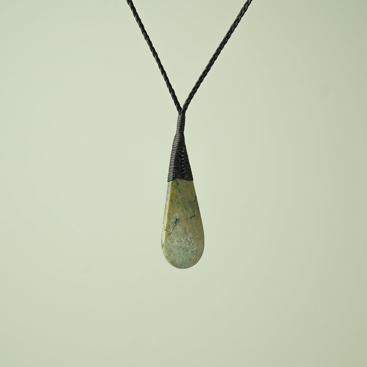 Medium Raukaraka Roimata Teardrop Pendant
