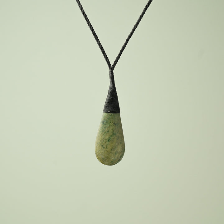 Medium Raukaraka Roimata Teardrop Pendant
