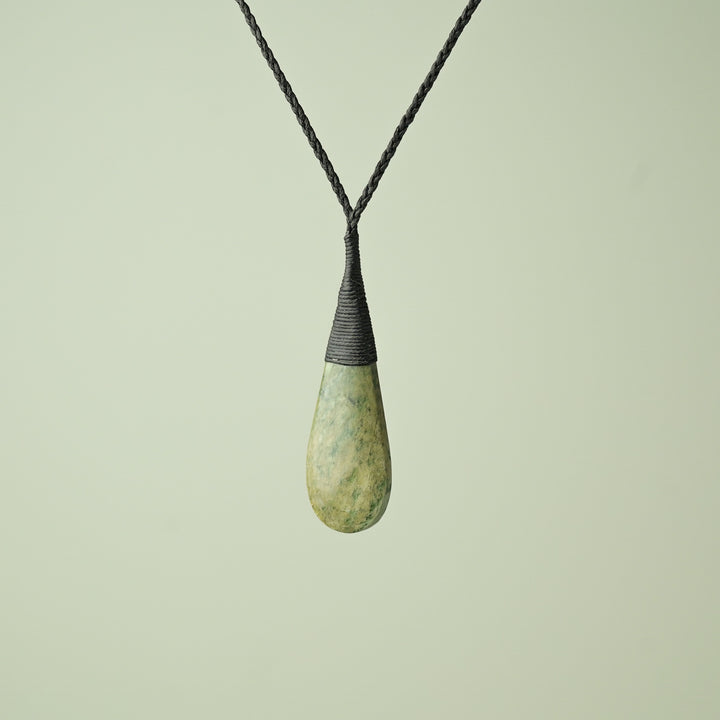 Medium Raukaraka Roimata Teardrop Pendant
