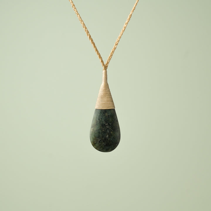 Medium Kawakawa Roimata Teardrop Pendant
