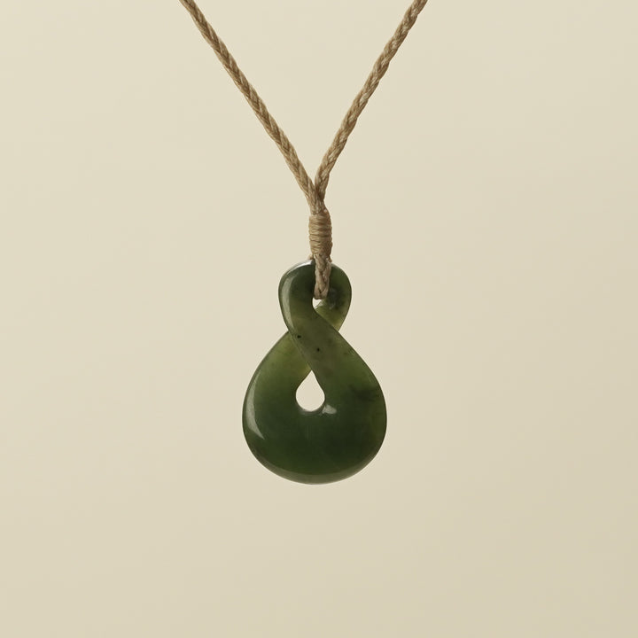 Pikorua Pounamu Medium Pendant