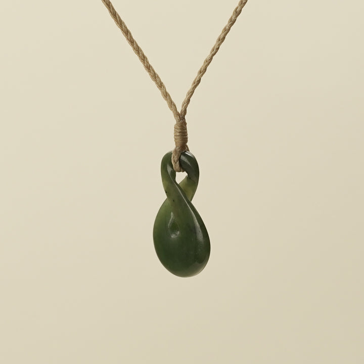 Pikorua Pounamu Medium Pendant