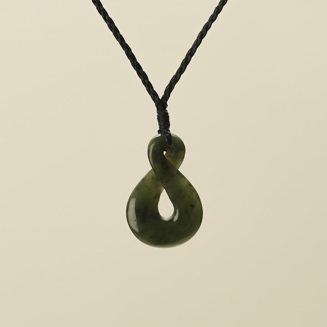 Pikorua Pounamu Medium Pendant