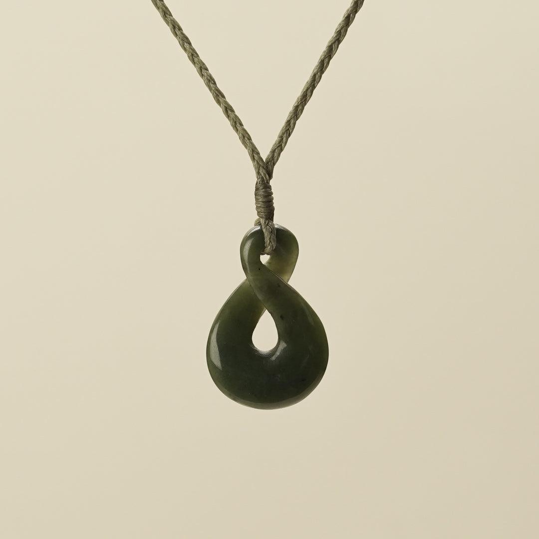 Pikorua Pounamu Medium Pendant