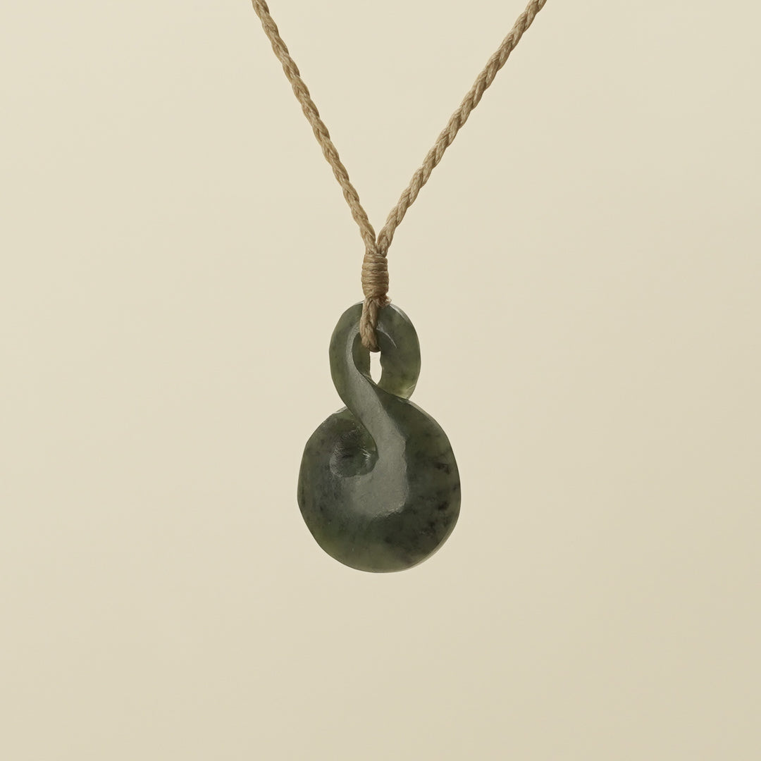 Pikorua Pounamu Medium Pendant
