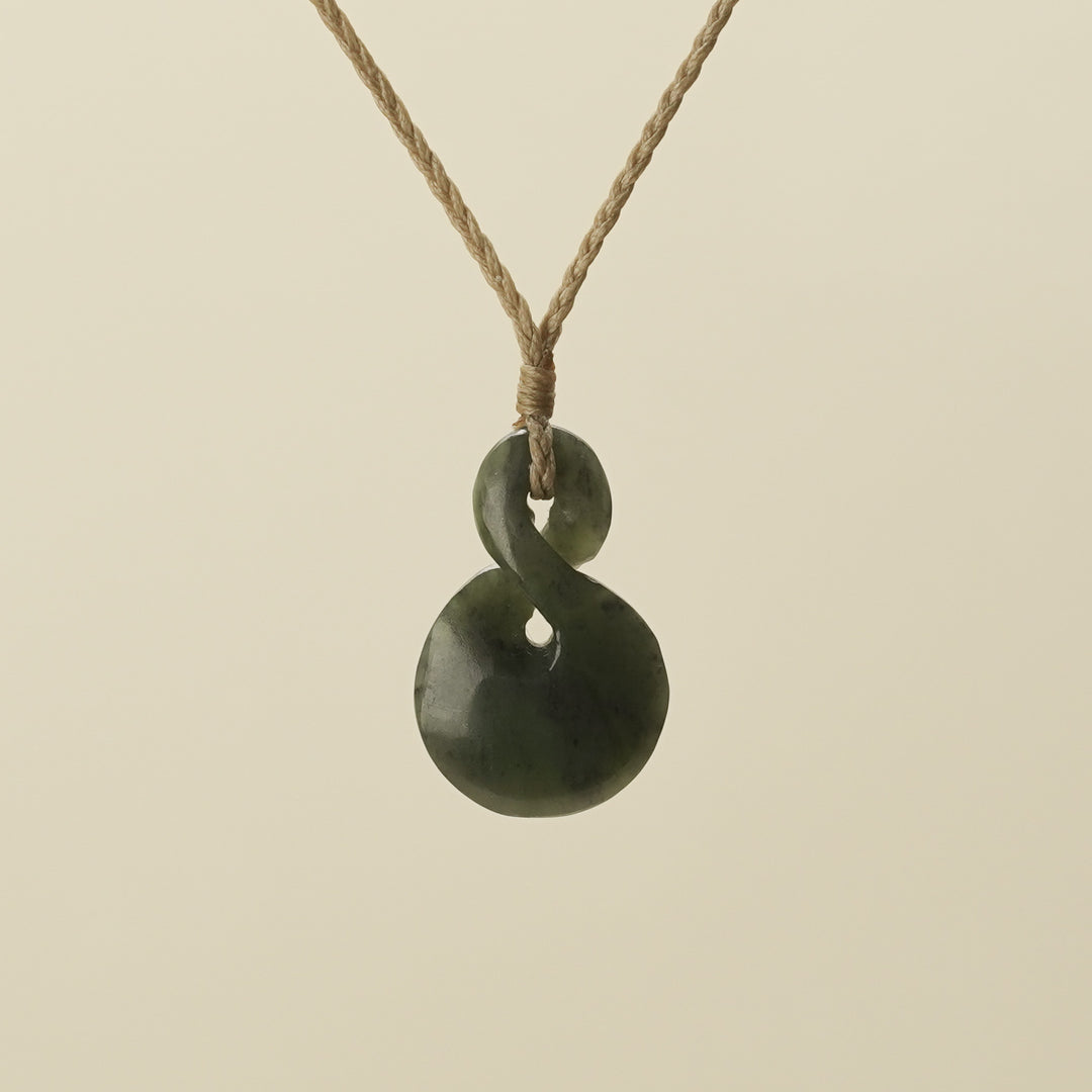 Pikorua Pounamu Medium Pendant