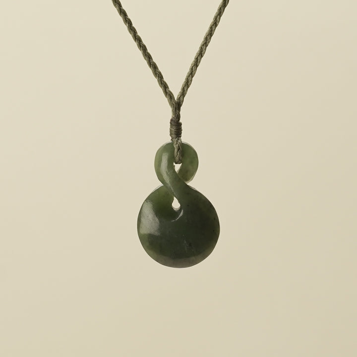 Pikorua Pounamu Medium Pendant