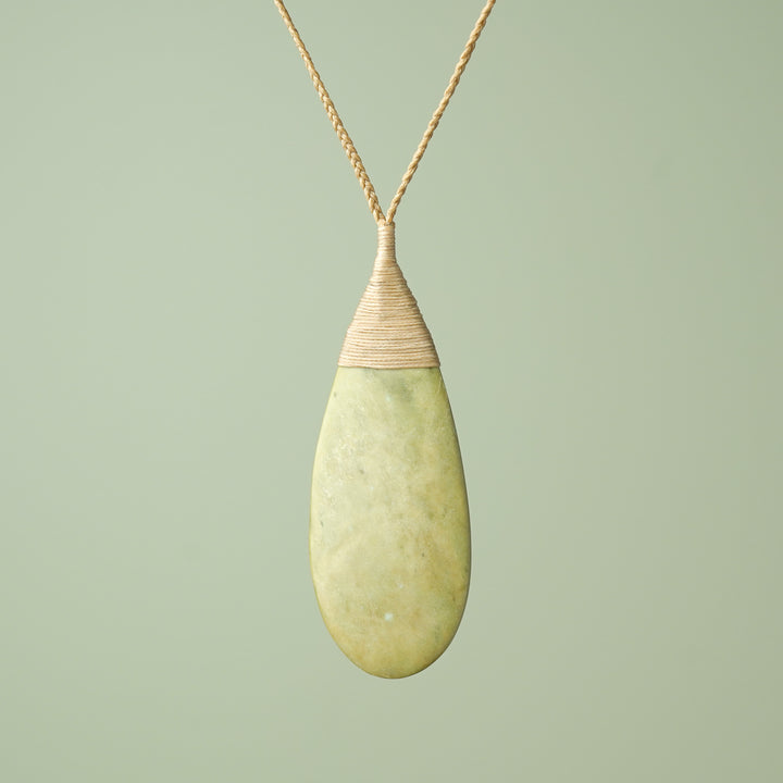 Large Raukaraka Roimata Teardrop Pendant