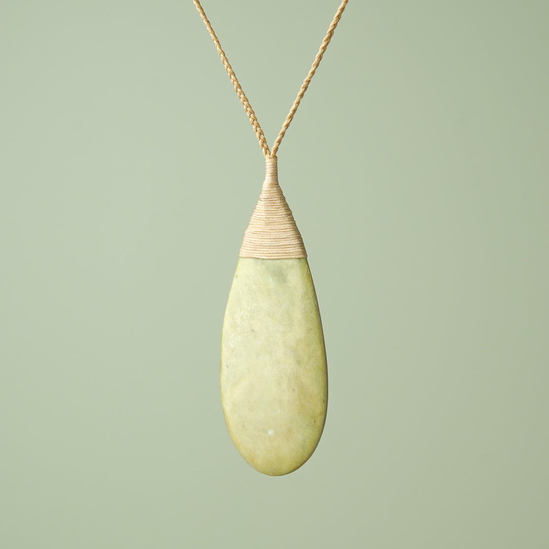 Large Raukaraka Roimata Teardrop Pendant