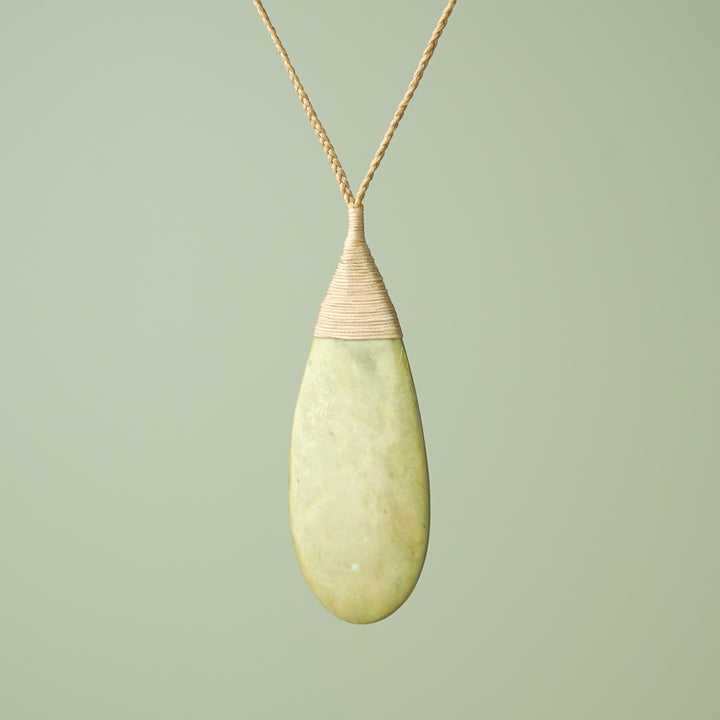 Large Raukaraka Roimata Teardrop Pendant
