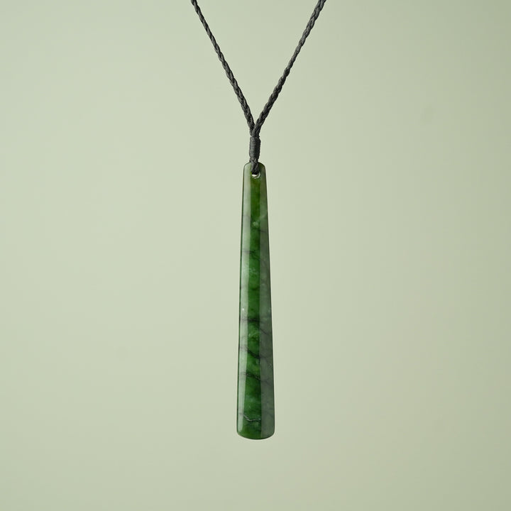 Medium Large Kahurangi Roimata Pendant