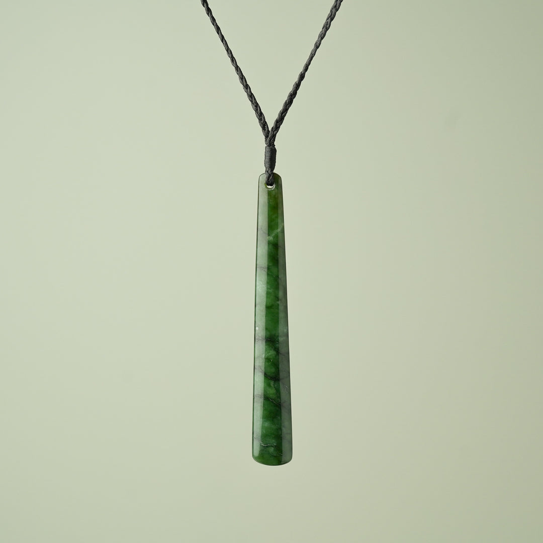 Medium Large Kahurangi Roimata Pendant