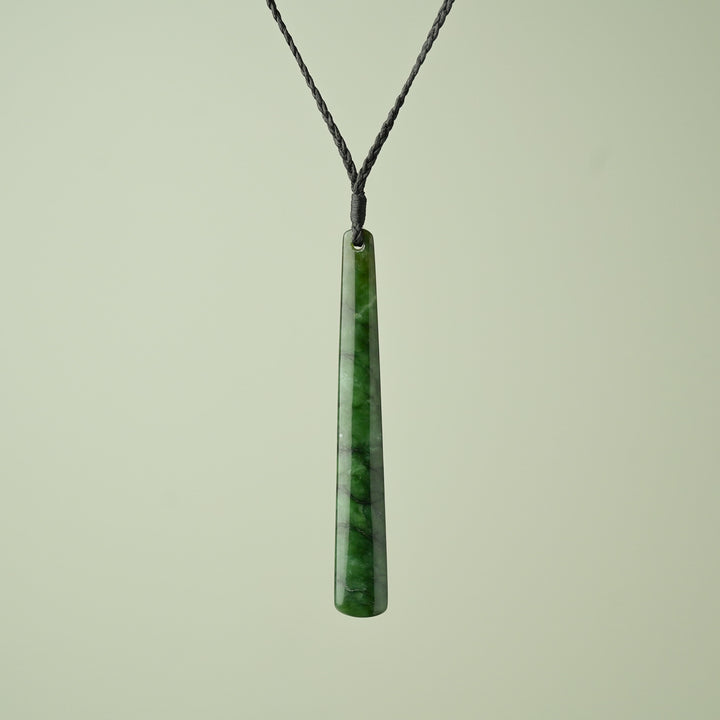 Medium Large Kahurangi Roimata Pendant