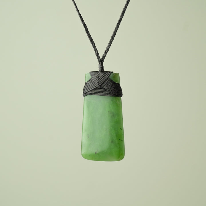 Medium Large Greenstone Toki