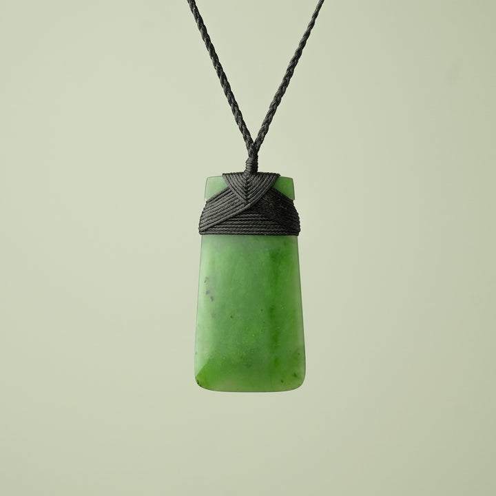 Medium Large Greenstone Toki