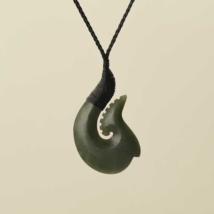 Hei Matau Whakarei Large Pounamu Pendant