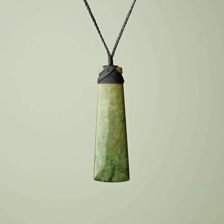 Extra Large Greenstone Toki, Matte