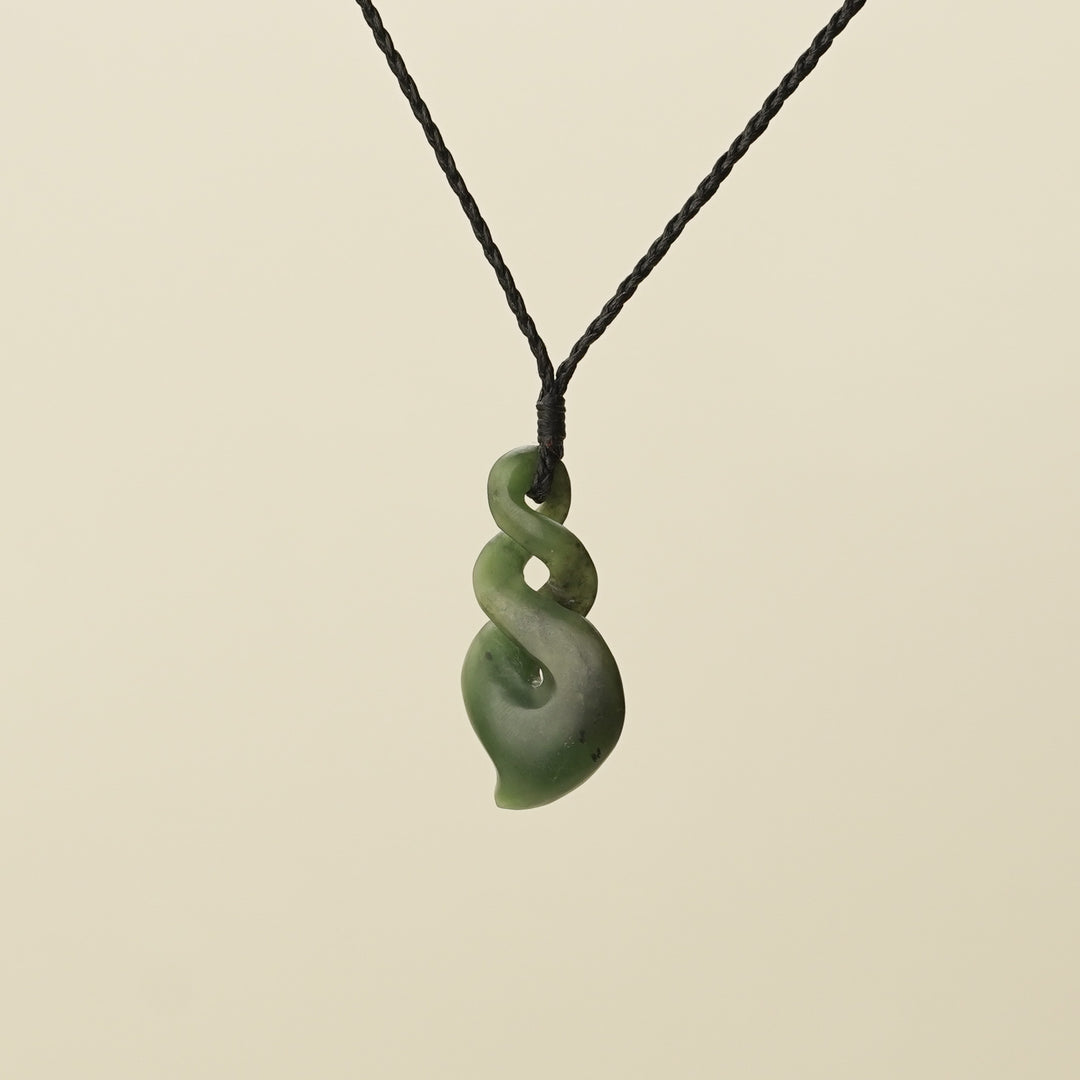 Pikorua Double Twist Medium Pounamu Pendant