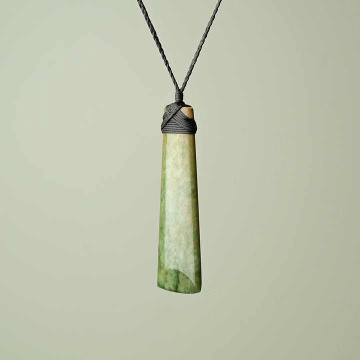 Extra Large Greenstone Toki, Matte