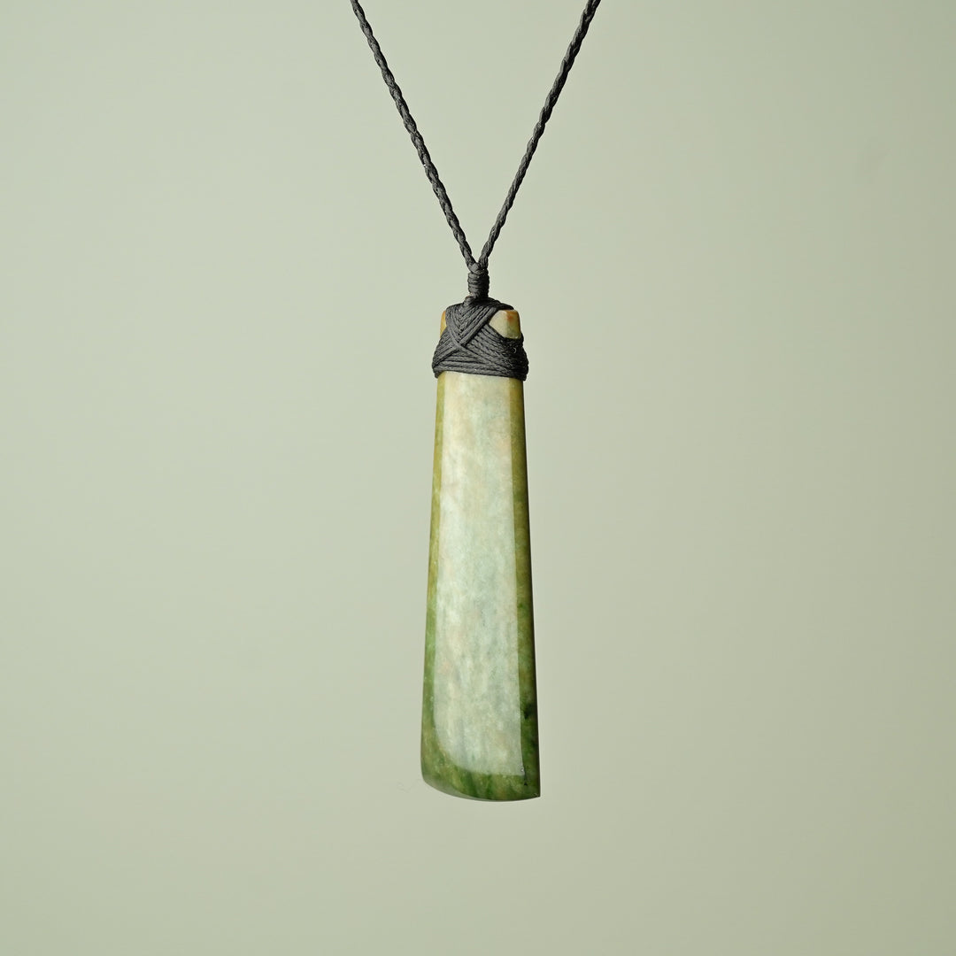 Extra Large Greenstone Toki, Matte
