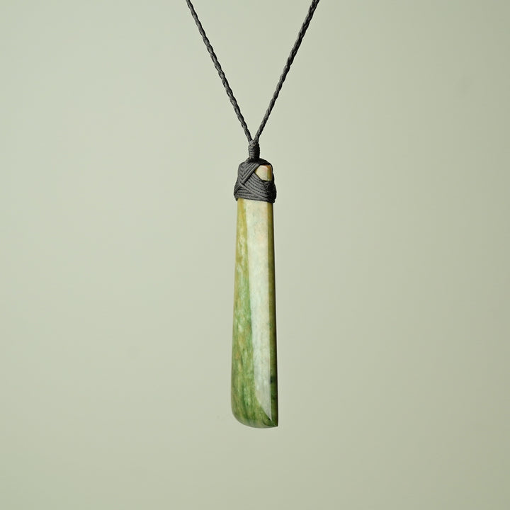 Extra Large Greenstone Toki, Matte