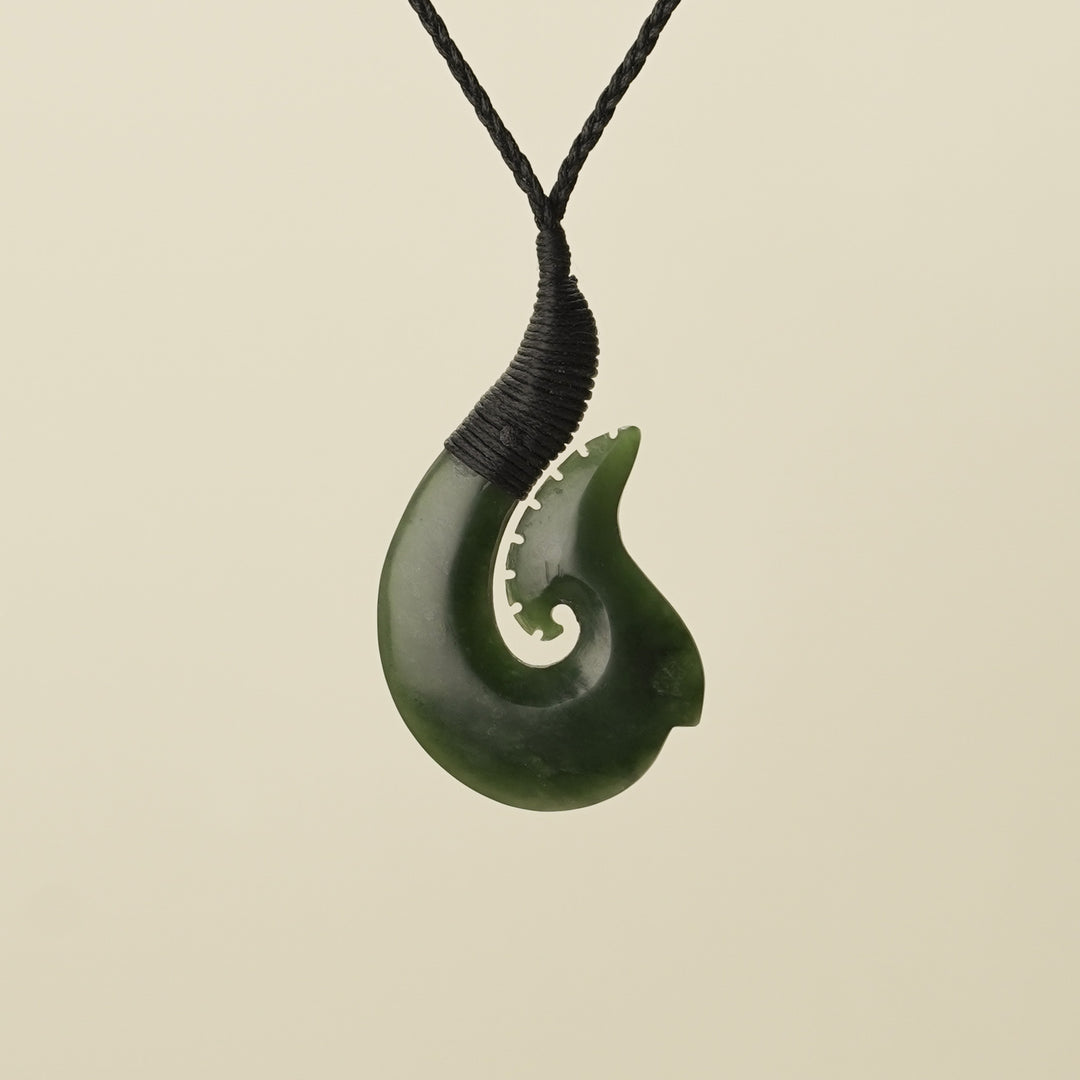 Hei Matau Whakarei Large Pounamu Pendant