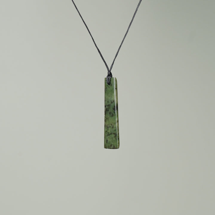 Pounamu Toki Pendant Medium