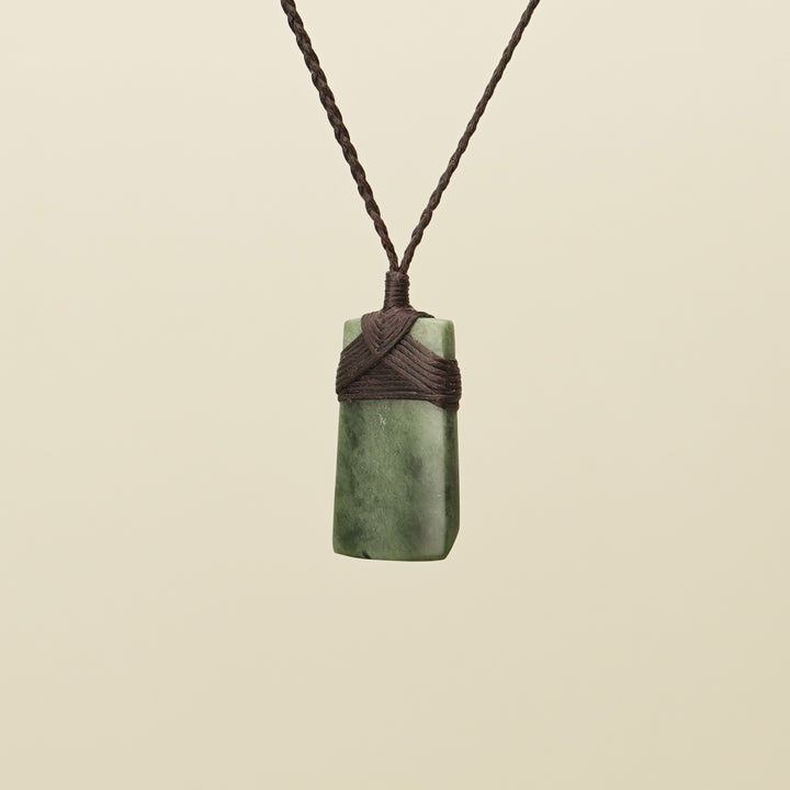 Toki Inanga Pounamu Small Pendant