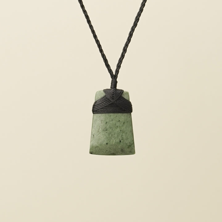 Toki Inanga Pounamu Small Pendant