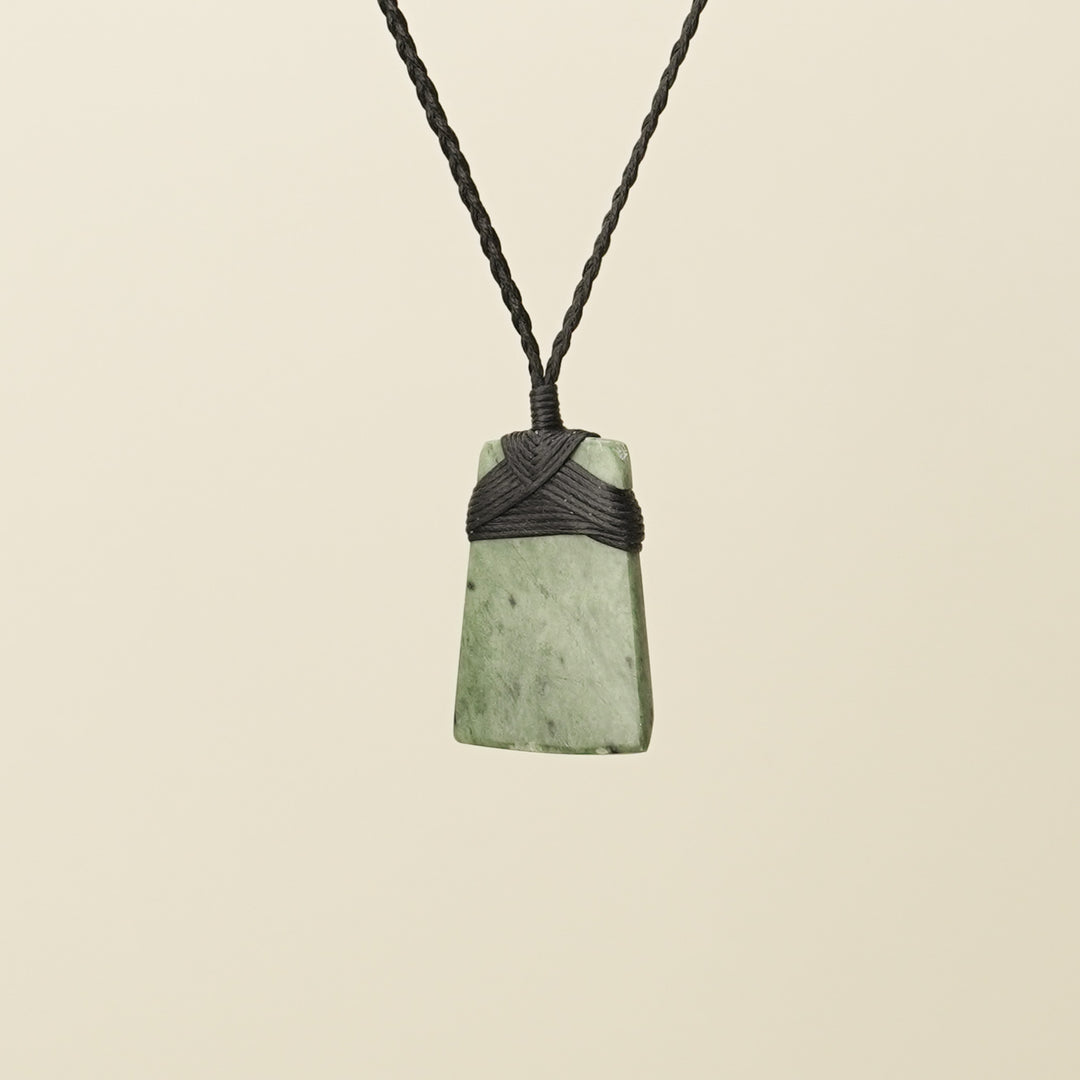 Toki Inanga Pounamu Small Pendant