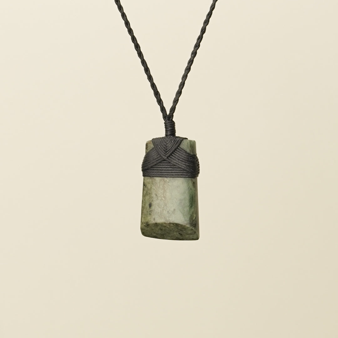 Toki Raukaraka Pounamu Small Pendant