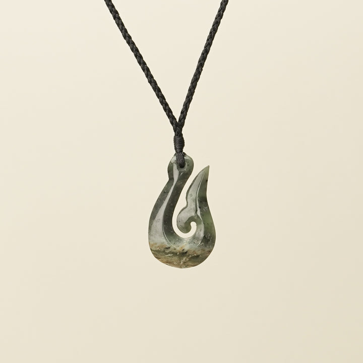 Hei Matau Whale's Tail Pounamu – Medium