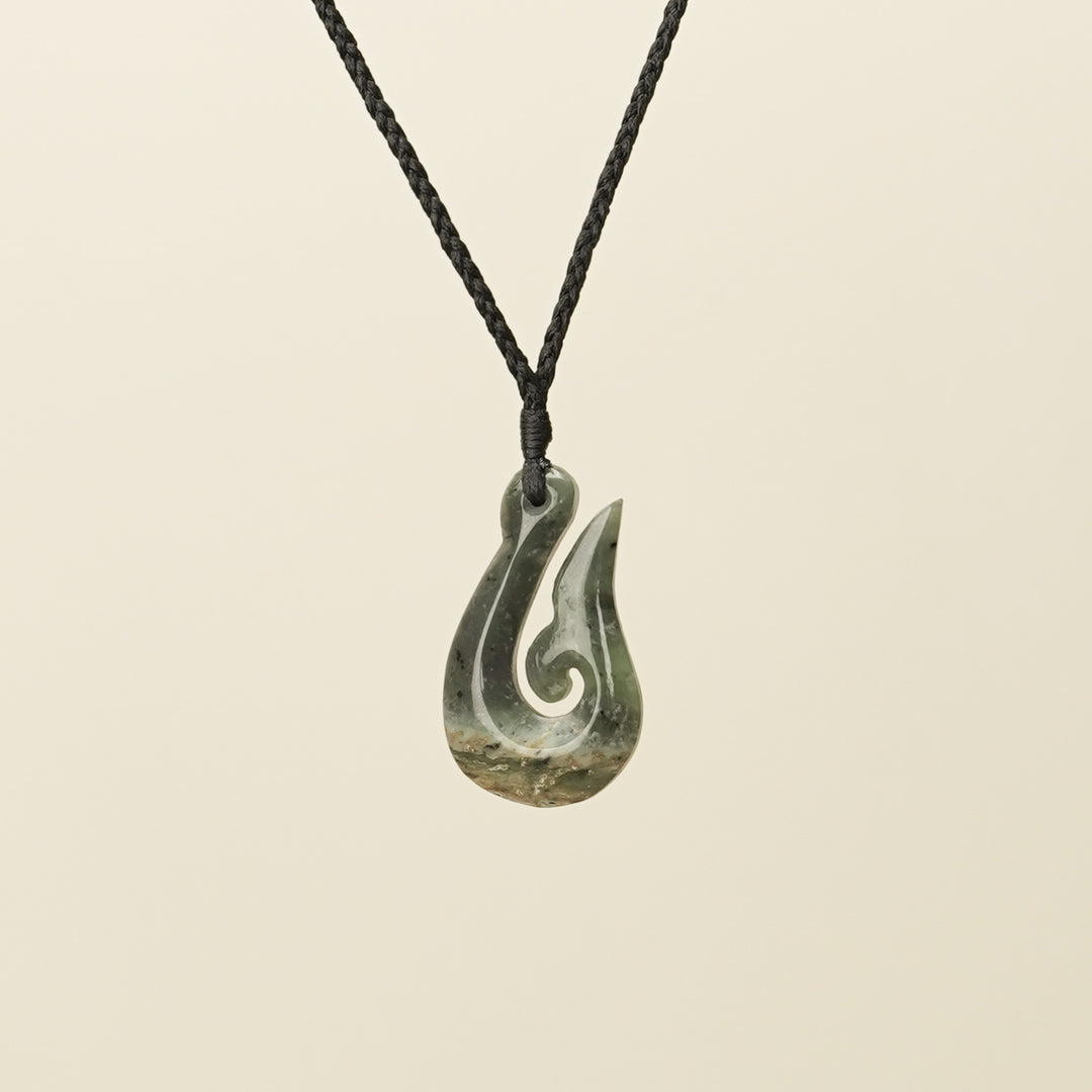 Hei Matau Whale's Tail Pounamu – Medium