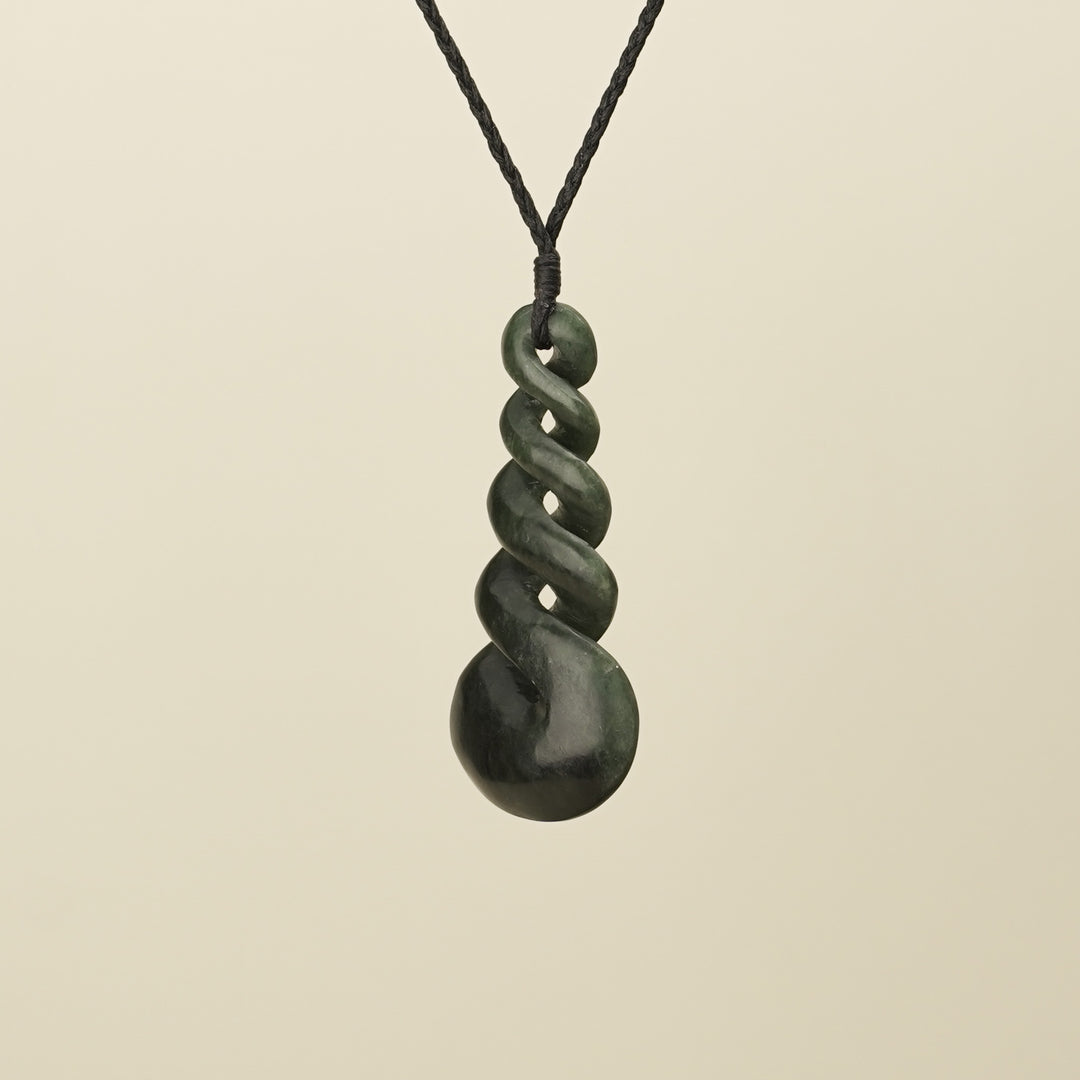 Pikorua Twist Kawakawa Pounamu Pendant Large