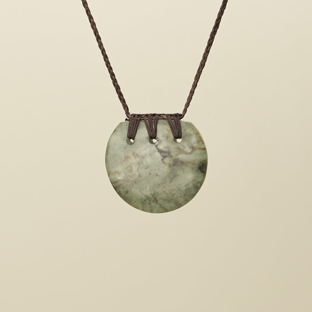 Kōuma Breastplate Raukaraka Kōkopu Pounamu Medium