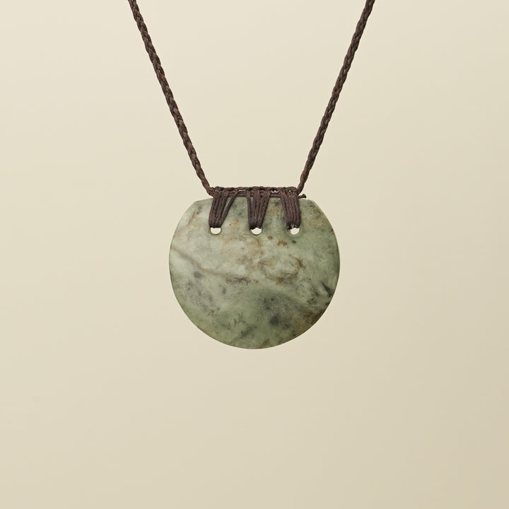 Kōuma Breastplate Raukaraka Kōkopu Pounamu Medium