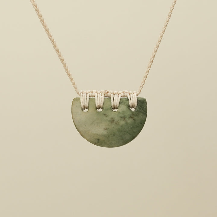 Kōuma Breastplate Raukaraka Pounamu Small