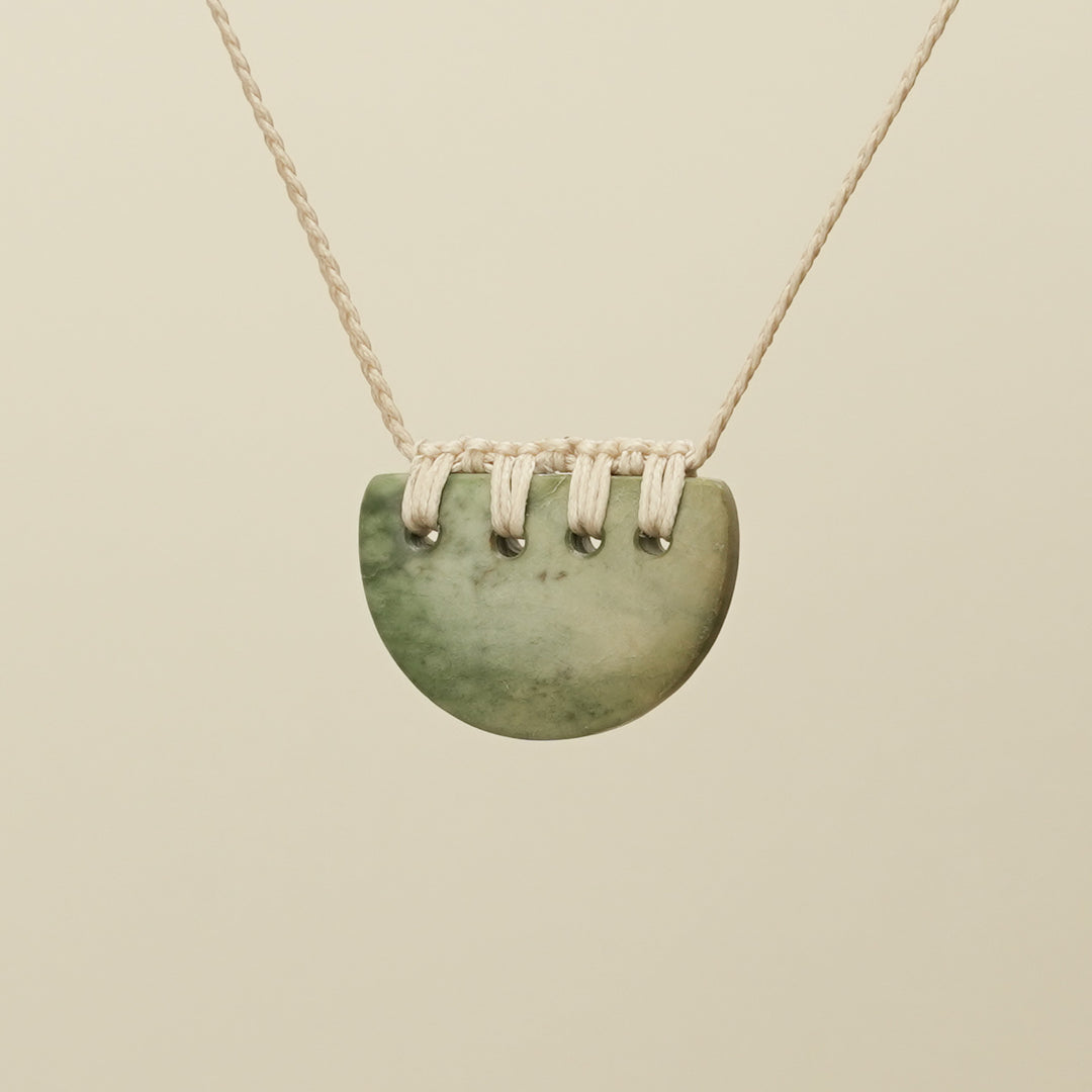 Kōuma Breastplate Raukaraka Pounamu Small