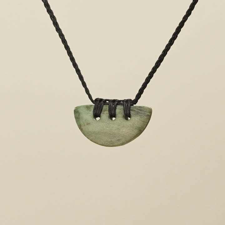 Kōuma Breastplate Raukaraka Pounamu Extra Small