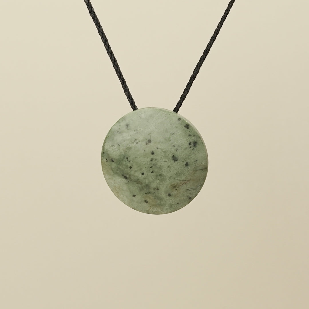 Porowhita Circle of Life Kōkopu Pounamu Medium