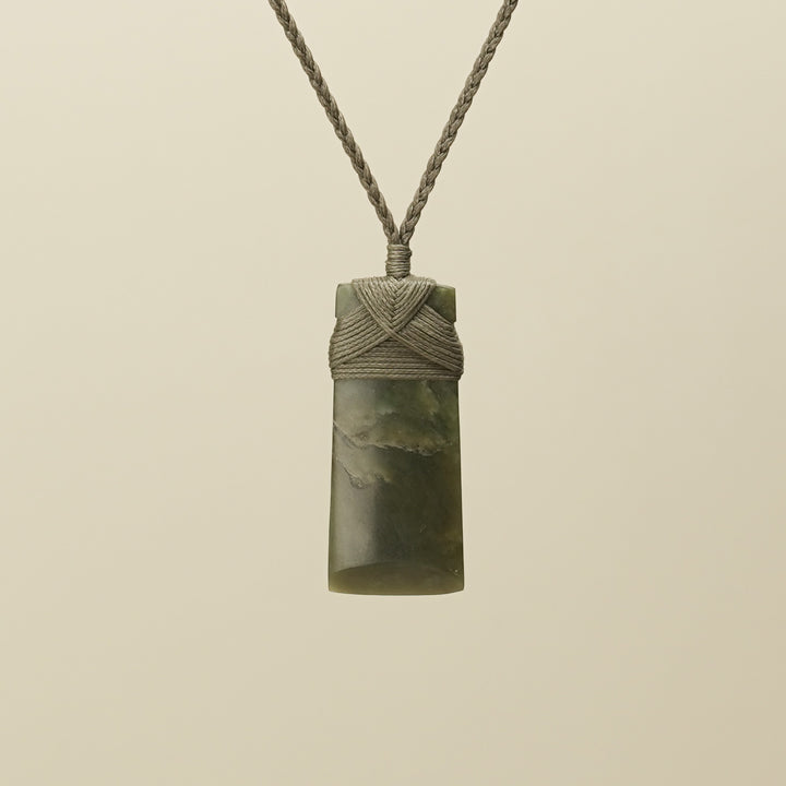 Toki Raukaraka Pounamu Medium Pendant