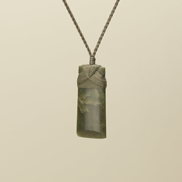 Toki Raukaraka Pounamu Medium Pendant