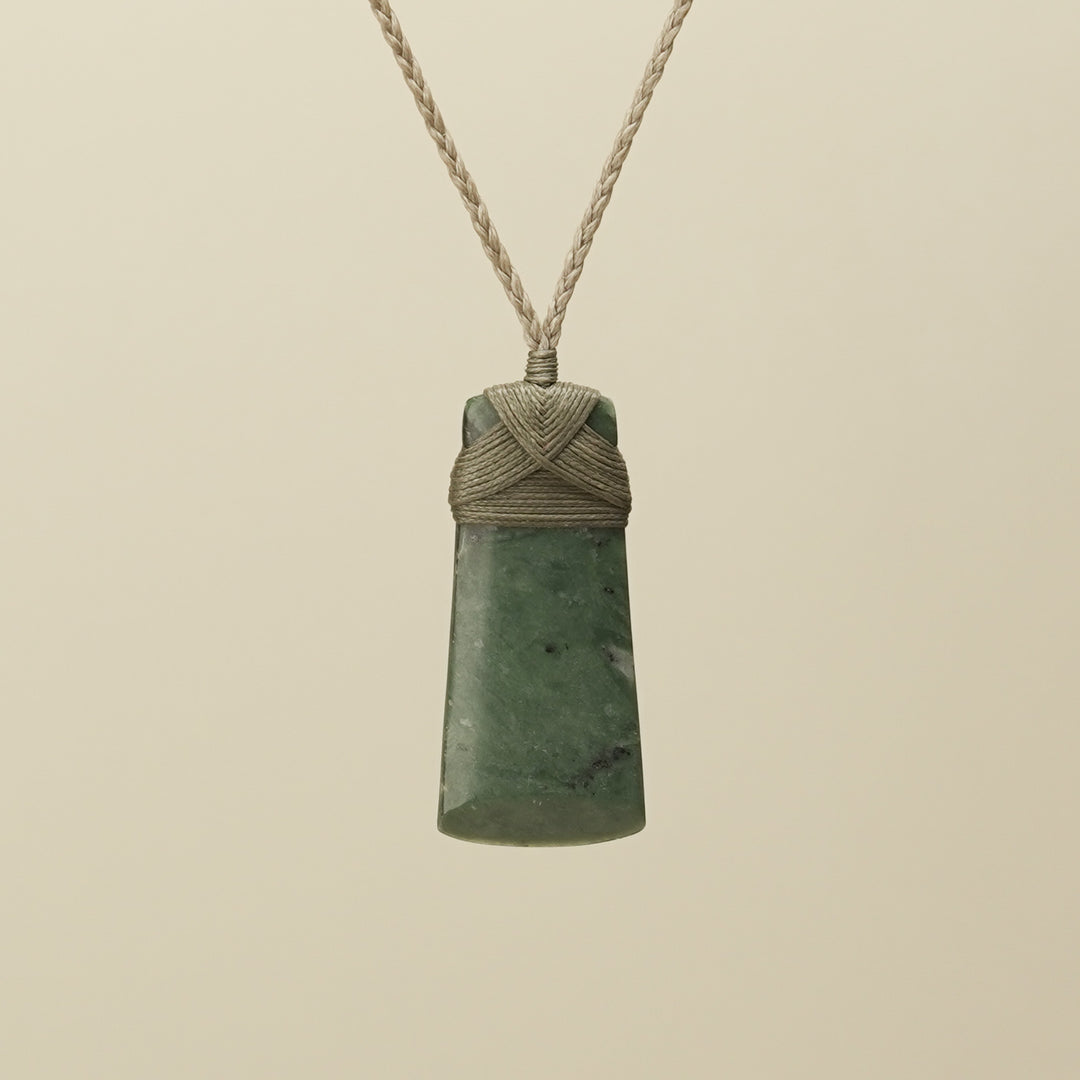Toki Inanga Pounamu Medium Pendant