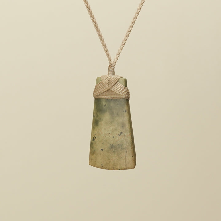 Toki Raukaraka Pounamu Medium Pendant