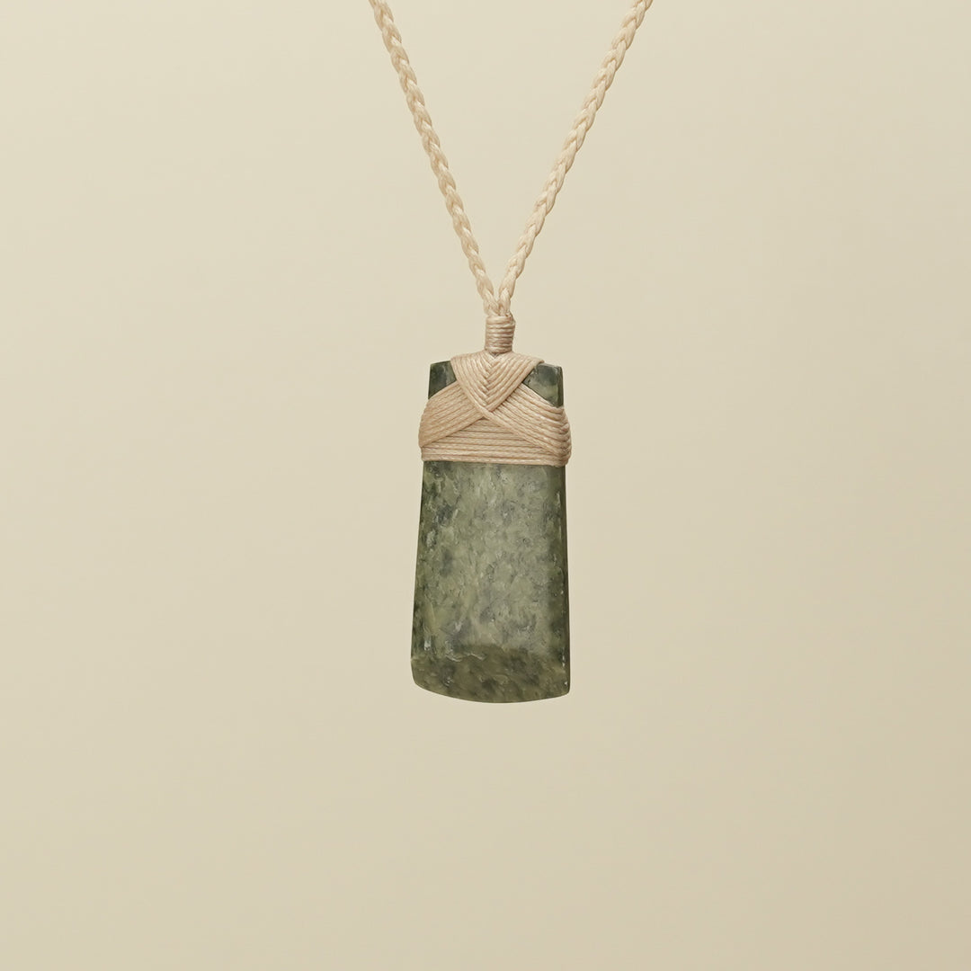 Toki Hapopo Pounamu Medium Pendant