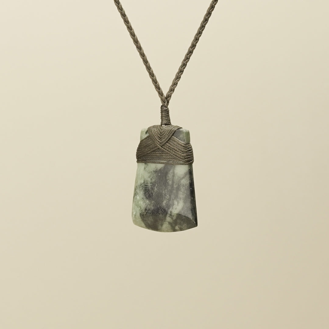Toki Kokopu Pounamu Medium Pendant